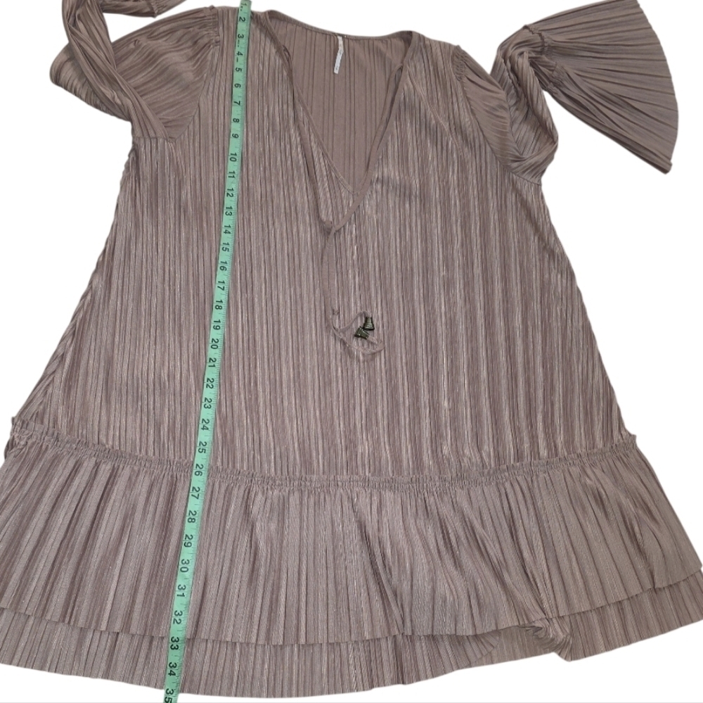 Free People Can't Help It Pleated Bell Sleeve Mini Dress Mauve Size M - Picture 8 of 11